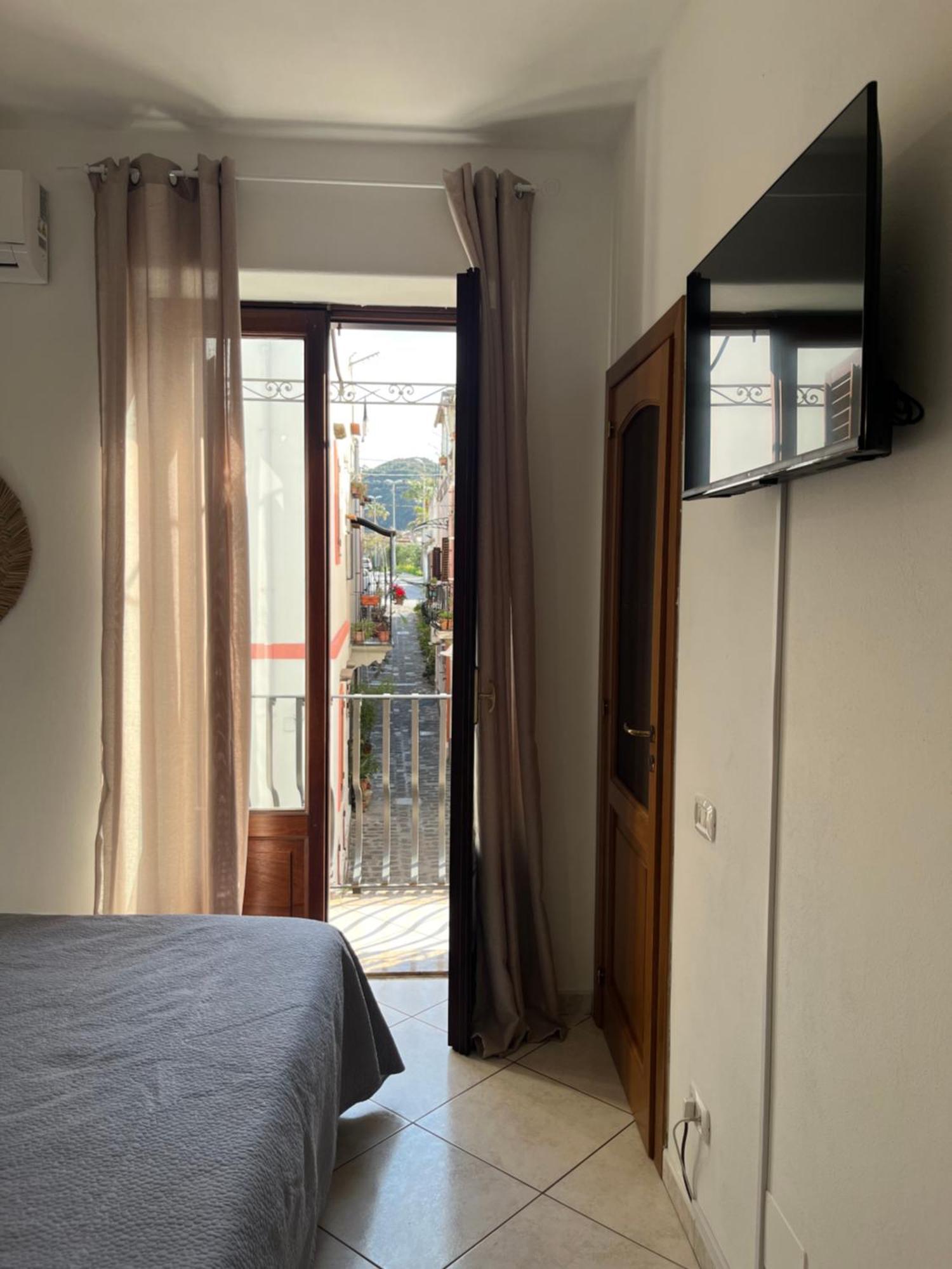 Casa Maruzzella Apartment Lipari  Bagian luar foto